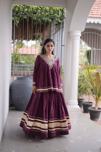 Lehenga Choli Tradicional Indio-Pakistaní para Mujer, Multicolor, Bordado, Largo hasta el Suelo, Corte Holgado, para Bodas - Product Image 3