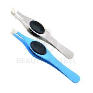 Pince à épiler élégante en acier inoxydable à pointe incurvée et inclinée, finition satinée noire scintillante, revêtement durable résistant à la rouille - Product Image 3