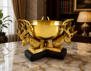 Cuenco vintage de latón sobre soporte de asta de ciervo, cuenco decorativo para servir, para el hogar, la cocina, la comedor y la colección de regalos. - Product Image 1