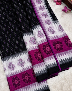 NIRMETRA WSM-129 Exquisito Saree de Algodón y Seda Tejido a Mano, Largo hasta el Suelo, Sin Arrugas, Negro y Morado, con Diseño Geométrico Sambalpuri Ikat de Estilo Templo - Product Image 5