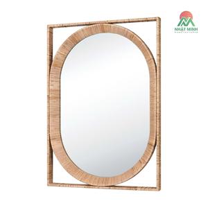 Hecho de ratán natural, caoba y madera de ingeniería. Marco rectangular con un espejo ovalado en el centro. montado en la pared. - Product Image 2