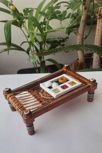 Plateau de service traditionnel en bois artisanal Charpai avec corde, impression personnalisée, pour Diwali, pour servir des collations et des boissons - Product Image 6