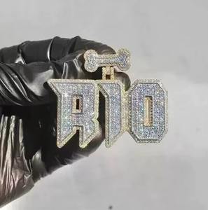 Colgante de Letra Personalizado con Corte Redondo de 3.10Ct, con Moissanita Real Engastada en Bisel, Estilo Hip Hop, Plata 925, para Fiestas, HUMERA JEWELS - Product Image 1