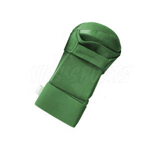 Equipo de Artes Marciales de Primera Calidad en Venta, Guantes de Karate Reutilizables, Hechos en Pakistán - Product Image 3