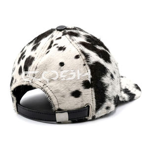 Gorra de Béisbol de Cuero con Pelo de Vaca, Estampado de Vaca Occidental, Ajustable - Product Image 4