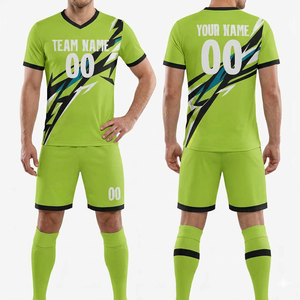 Conjunto de Uniforme de Fútbol Verde Personalizado, Manga Corta, Cuello en V, Impresión Sublimada, Poliéster que Absorbe la Humedad, para Todas las Temporadas - Product Image 6