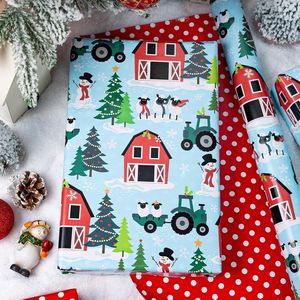 Rollo de Papel de Regalo Navideño Reversible Azul con Diseño de Ovejas, Muñecos de Nieve y Árboles de Navidad Rojos con Copos de Nieve, Tema de Granja - Product Image 2