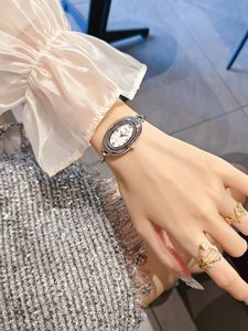 <span class=keywords><strong>Montre</strong></span> pour femme en or vintage sertie <span class=keywords><strong>de</strong></span> diamants, bracelet <span class=keywords><strong>de</strong></span> style rétro, cadeau romantique français luxueux et haut <span class=keywords><strong>de</strong></span> gamme pour femme - Product Image 5