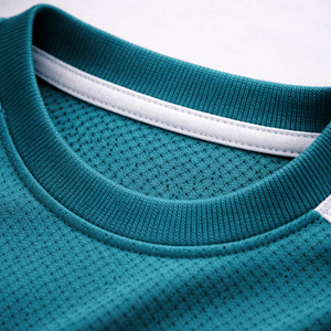 Camiseta de Fútbol Retro Personalizada de Manga Corta, Talla Grande, Impresión por Sublimación, Transpirable, de Secado Rápido, OEM para Clubes, Equipos, Ligas, Escuelas - Product Image 2