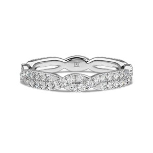 Bague de mariage incurvée en or blanc massif 14 carats avec diamants naturels, bague éternité empilable en chevron avec diamants ronds brillants pour femme - Product Image 2