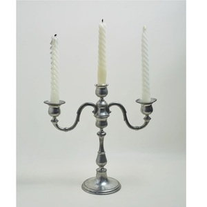 Candelabro de Metal de 3 Brazos, Estilo Moderno Rústico, Decoración para Mesa de Comedor, Candelabro de Metal Nórdico, Decoración para el Hogar - Product Image 1