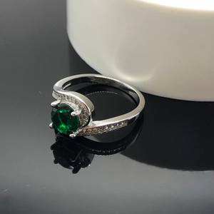 Bague de fiançailles, de promesse ou de mariage en argent sterling émeraude Swift, pierre précieuse, cadeau d'anniversaire pour femme - Product Image 5