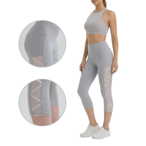 Leggings de yoga taille haute pour femmes – Design à empiècements en maille croisée, Capri longueur mollet, extensibles dans les 4 sens (Spandex Nylon), OEM/ODM - Product Image 6