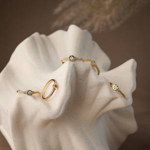 Bague étoile en topaze bleue naturelle, pierre de naissance de décembre, bijoux de naissance, argent sterling 925 plaqué or 14 carats, bague empilable délicate - Product Image 2