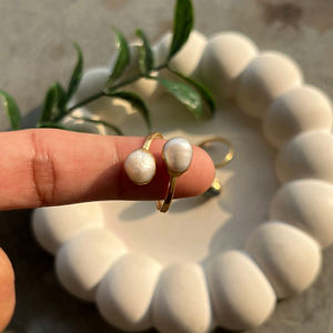 Anillo Abierto Ajustable Chapado en Oro con Doble Perla de Agua Dulce, Anillo Delicado con Perla Barroca, Joyería de Piedra de Nacimiento de Junio - Product Image 1
