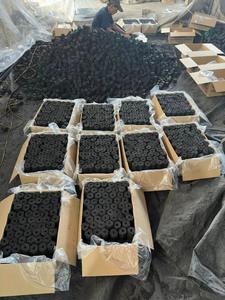 2025 Briquettes de charbon de bois en coquille de noix de coco en gros du Vietnam pour barbecue - Product Image 3