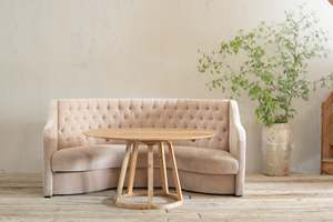 Round Wooden <b>Dining</b> <b>Table</b> with Tapered <b>Legs</b> Modern Scandinavian Style Stable Home Furniture for <b>Dining</b> Room 6 Seater - Product Image 2