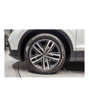 Pour Volkswagen Tiguan 2.0 TDI 4Motion Prestige Mai 2021 17 241 km Diesel Sièges en cuir Volant à gauche Caméra de recul - Product Image 5