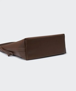 Sac à bandoulière en cuir véritable fait main pour femmes | Sac de tous les jours élégant et durable, fabriqué à la main par un designer. - Product Image 5