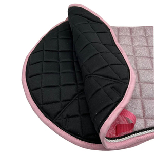 Ensemble de tapis de selle équestre à paillettes en acier, design le plus récent, personnalisable, pour dressage et usage général - Product Image 2