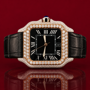 Reloj de Lujo con Diamantes Moissanite Estilo Hip Hop para Hombre |   Reloj de pulsera con correa de cuero negro y visualización de fecha con números romanos - Product Image 1