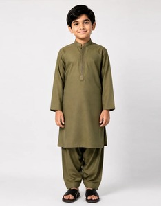 Conjunto de Kurta Tradicional de Alta Calidad para Niños, Color Verde Oliva, Corte Regular, Largo hasta el Tobillo, Estilo India-Pakistán - Product Image 1