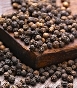 Pimienta Negra de Primera Calidad 500-550 GL, Semillas de Pimienta Negra Secas Naturales Enteras, Proveedor Mayorista de Exportación - Product Image 1