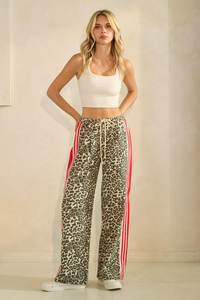 Women's High Waist Wide Leg Pants Leopard Print Side Stripe Loose Fit Elastic Waist Casual Summer Style Full Length Knitted Pant - Product Image 1