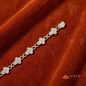 กำไลข้อมือโมอิสซาไนต์ชุบทอง 18K เครื่องประดับแฟชั่น กำไลแบบ Cuban Link สำหรับผู้หญิงผู้ชาย ของขวัญสุดหรู เครื่องประดับคุณภาพ นิวยอร์กซิตี้ นิวยอร์ก - Product Image 2