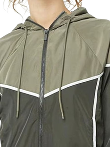 เสื้อแจ็คเก็ตกันลมผู้หญิงคุณภาพสูง โลโก้สั่งทำได้ ผ้าโพลีเอสเตอร์ ไนลอน สไตล์ลำลอง สำหรับกิจกรรมกลางแจ้ง เสื้อแจ็คเก็ตกันลมผู้หญิงแบบเรียบ - Product Image 5