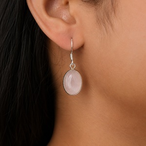 Pendientes de Aro de Plata de Ley 925 con Cuarzo Rosa, Joyería Cristiana Elegante Hecha a Mano con Piedras Preciosas para Mujer, Aniversario - Product Image 2