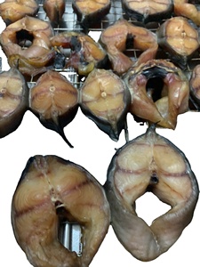 Pescado Gato Ahumado 100% Natural de Vietnam, Bocadillos Saludables con Alto Contenido de Proteínas |   Venta al por Mayor, Almacenamiento en Frío y Seco, Vida Útil de Más de 12 Meses - Product Image 5