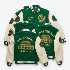 Blouson universitaire en laine vert forêt, style Letterman, avec broderie ambre Baltic Gold Conifer Gum et manches en cuir crème, modèle Bomber, vente en gros - Product Image 4