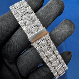 Montre personnalisée sertie de diamants en moissanite, cadran en verre, bracelet en acier inoxydable doré, style hip-hop - Product Image 3