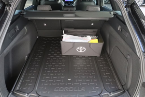 Toyota Corolla 2.0 Hybrid Touring Sports Teamplayer Hybride Break d'occasion Exportation Japon Voiture Familiale Économe en Carburant Conduite à Droite - Product Image 3