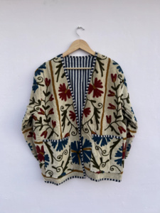 Veste bomber en velours réversible brodée à la main avec motif floral vintage et doublure en coton, vêtements d'extérieur pour femmes toutes saisons - Product Image 2
