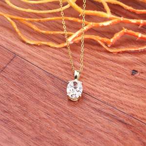 Collar con colgante solitario de oro amarillo de 14 quilates con corte ovalado y piedra brillante – Joyería elegante y minimalista de oro fino - Product Image 3