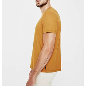 Camiseta Personalizada con Serigrafía, 32 Unidades, Algodón/Fibra de Bambú de Primera Calidad, Cuello Redondo, Corte Regular para Hombre - Product Image 2