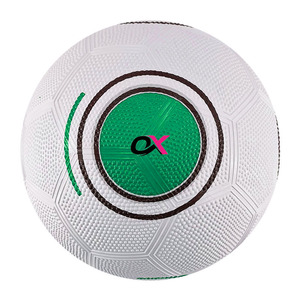 ลูกฟุตบอลคุณภาพสูงจากอ็อกซ์วา อินดัสทรีส์ สำหรับเล่นในร่มและกลางแจ้ง - Product Image 1
