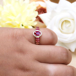Anillo de Oro Amarillo de 14K con Rubí Natural y Halo de Diamantes para Mujer |   Joyería Fina con Corte Ovalado para Compromiso y Aniversario, Venta al por Mayor - Product Image 6