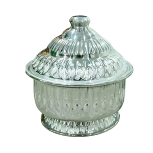Casserole ronde en métal avec bord doré poli et couvercle en acier inoxydable à motif oriental, durable pour les cuisinières à gaz et à induction - Product Image 6