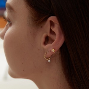 ต่างหูห่วงทอง 14K ประดับเพชรทรงกลมเพาะเลี้ยง ดีไซน์เรียบหรู น้ำหนักเบา 0.40 กะรัต เหมาะสำหรับเป็นของขวัญวันครบรอบหรืองานปาร์ตี้สำหรับผู้หญิง - Product Image 3