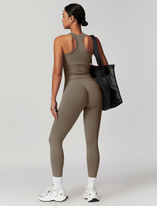 Wholesale Custom Logo Solid Casual Women's Yoga Sets Breathable Gym Wear With OEM Service 100% Cotton And Eco-Friendly - Product Image 4