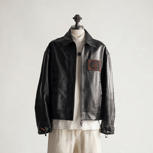 Veste en cuir de haute qualité, très élégante et stylée - Product Image 1