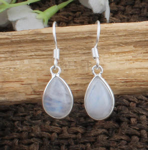 Pendientes Colgantes Hechos a Mano de Plata de Ley 925 con Cobre Verde Natural y Piedra Lunar Arcoíris para Boda, Aniversario o Fiesta - Product Image 5