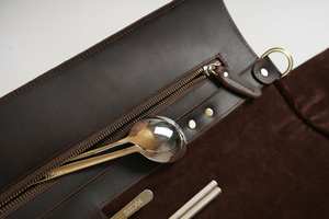 กระเป๋าหนังใส่มีดครัว Kitchen Best พร้อมหูหิ้ว สำหรับเก็บมีดเชฟ ทำจากหนังแท้ทั้งผืน รุ่น LKR-0395 - Product Image 4