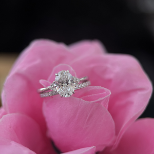 IGI Certified Bridal Jewelry Oval <b>Diamond</b> <b>Ring</b> 14K White Gold 1.60ct D VS1 IGI Engagement <b>Ring</b> - Product Image 5