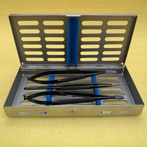 Juego de Instrumentos Quirúrgicos Premium de Acero Inoxidable, Kit de Herramientas Médicas Reutilizables para Uso en Hospitales, Clínicas y Laboratorios - Product Image 1