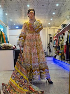 Robes afghanes Kuchi aux dernières tendances, prix de gros, richement brodées, longueur cheville, respirantes, robes décontractées pour femmes - Product Image 5