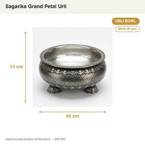 ชามอูร์ลีอะลูมิเนียมทำมือ ขนาด 45 ซม. สีเงินโบราณ ลายเต็มพื้นผิว รุ่นวอลล์ ซาการิกา แกรนด์ เพทัล อูร์ลี สำหรับตกแต่งบ้านและโรงแรม - Product Image 3